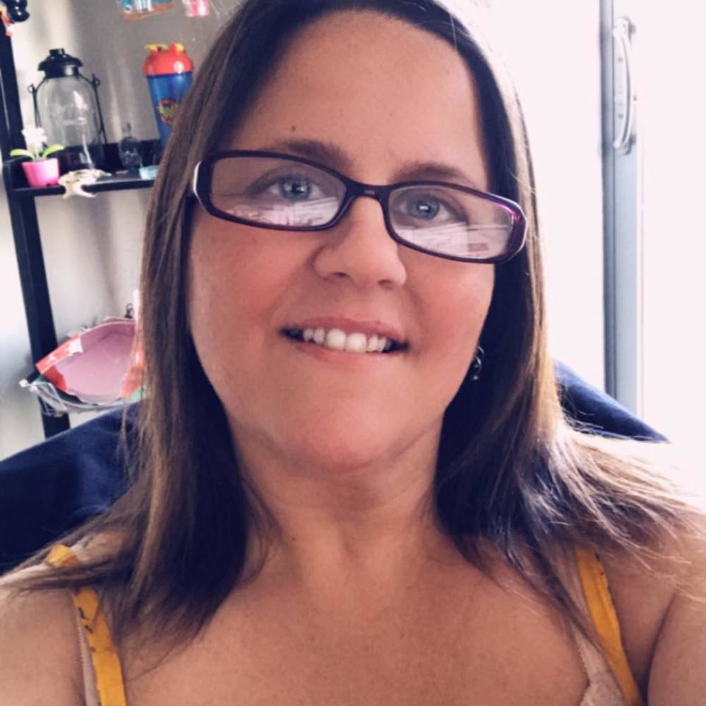 Meet your Posher, Lisa